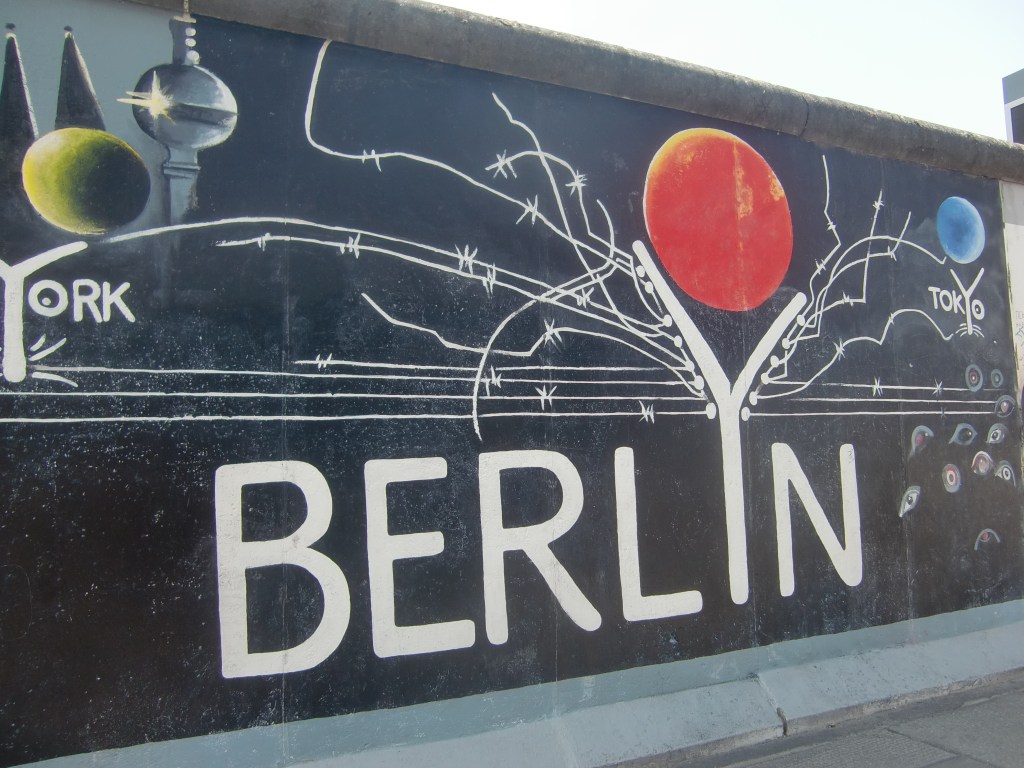 Mur de Berlin East side Gallery